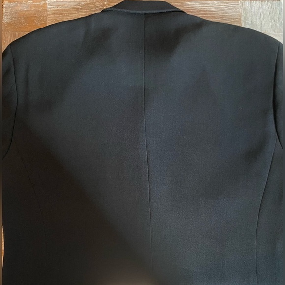 Vintage DKNY Wool Blazer🖤 - Picture 9 of 12